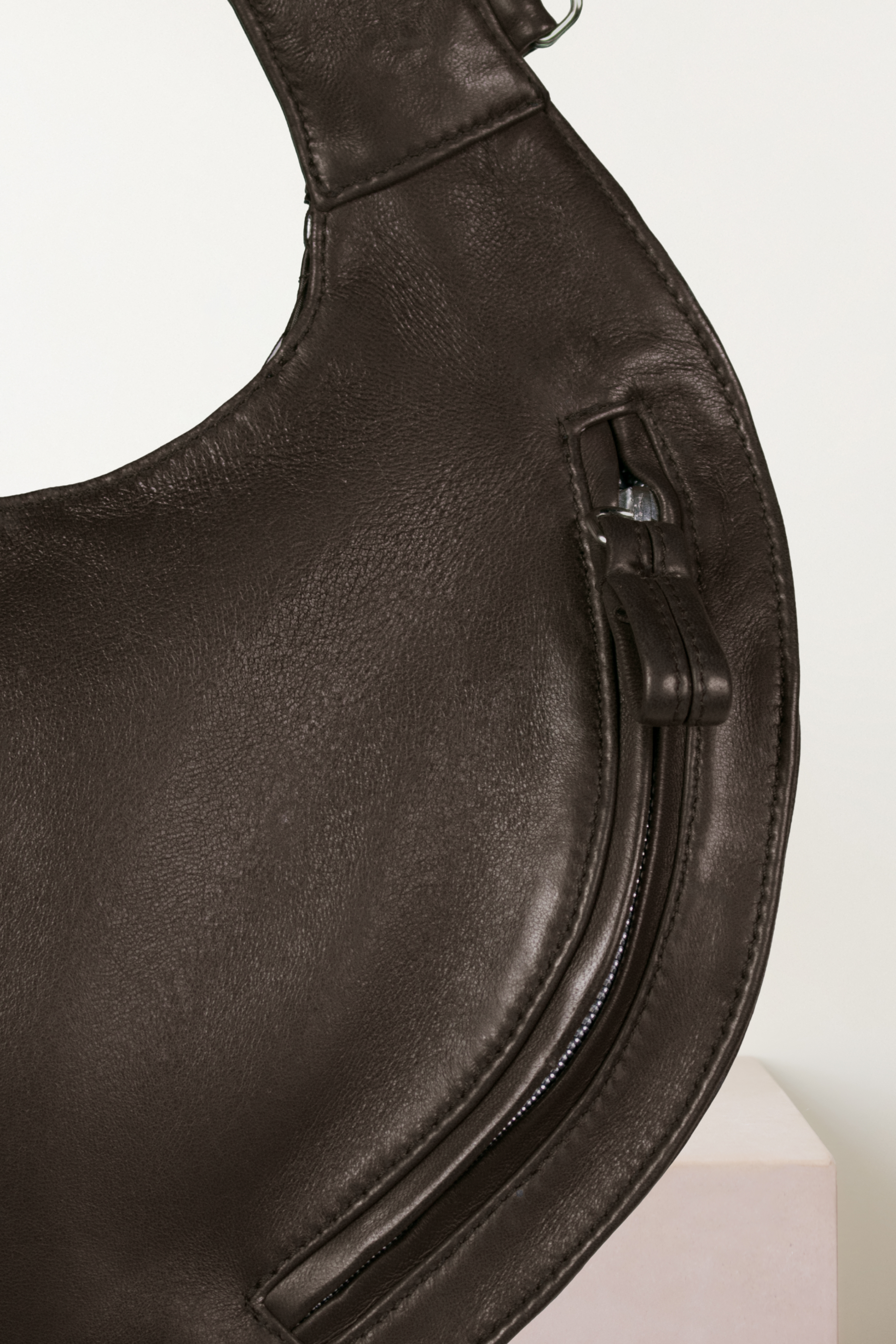 Easy Bivalda Olive S/S26