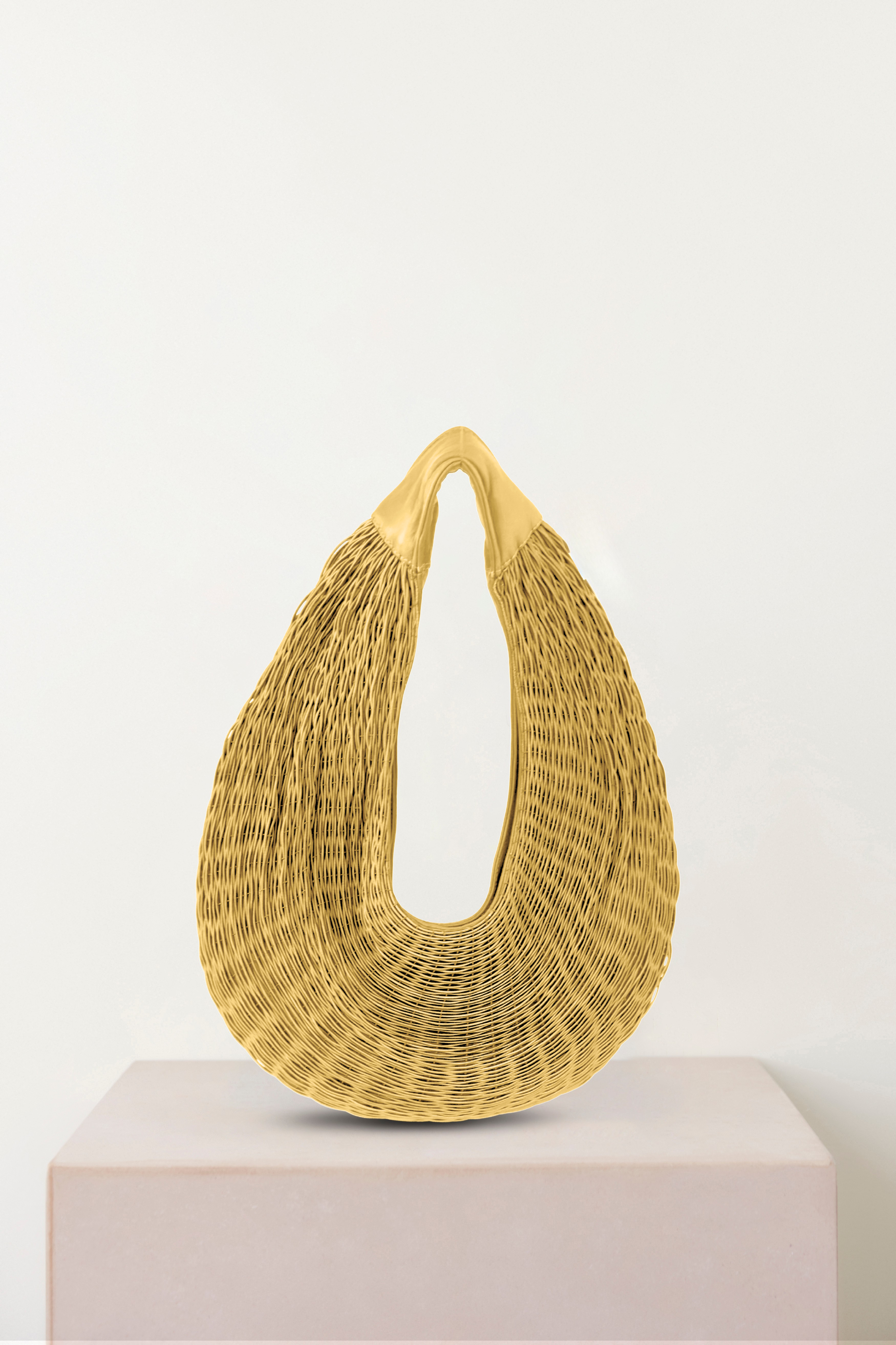 Bivalda Shoulder Petit Mantequilla S/S26