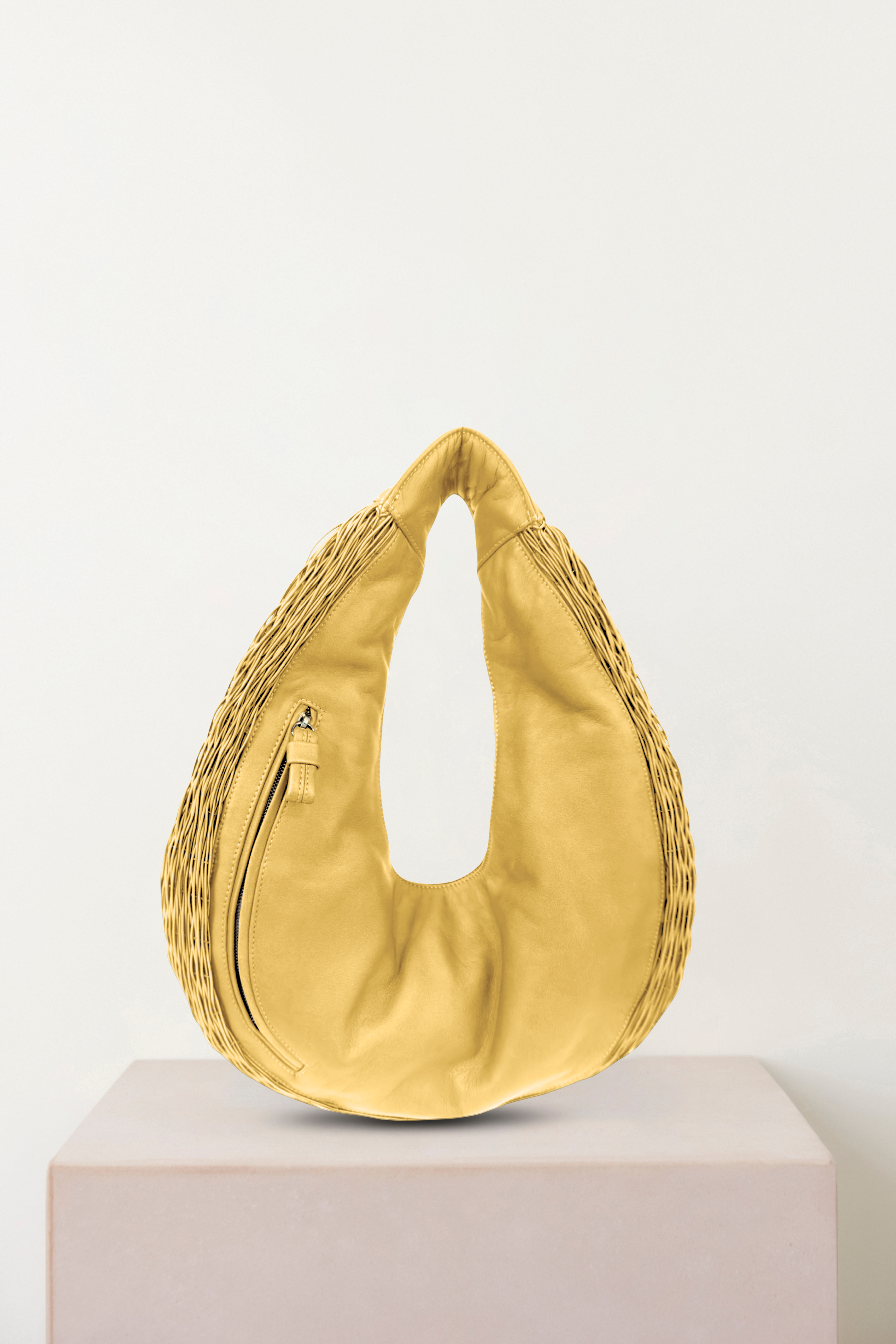 Bivalda Shoulder Petit Mantequilla S/S26