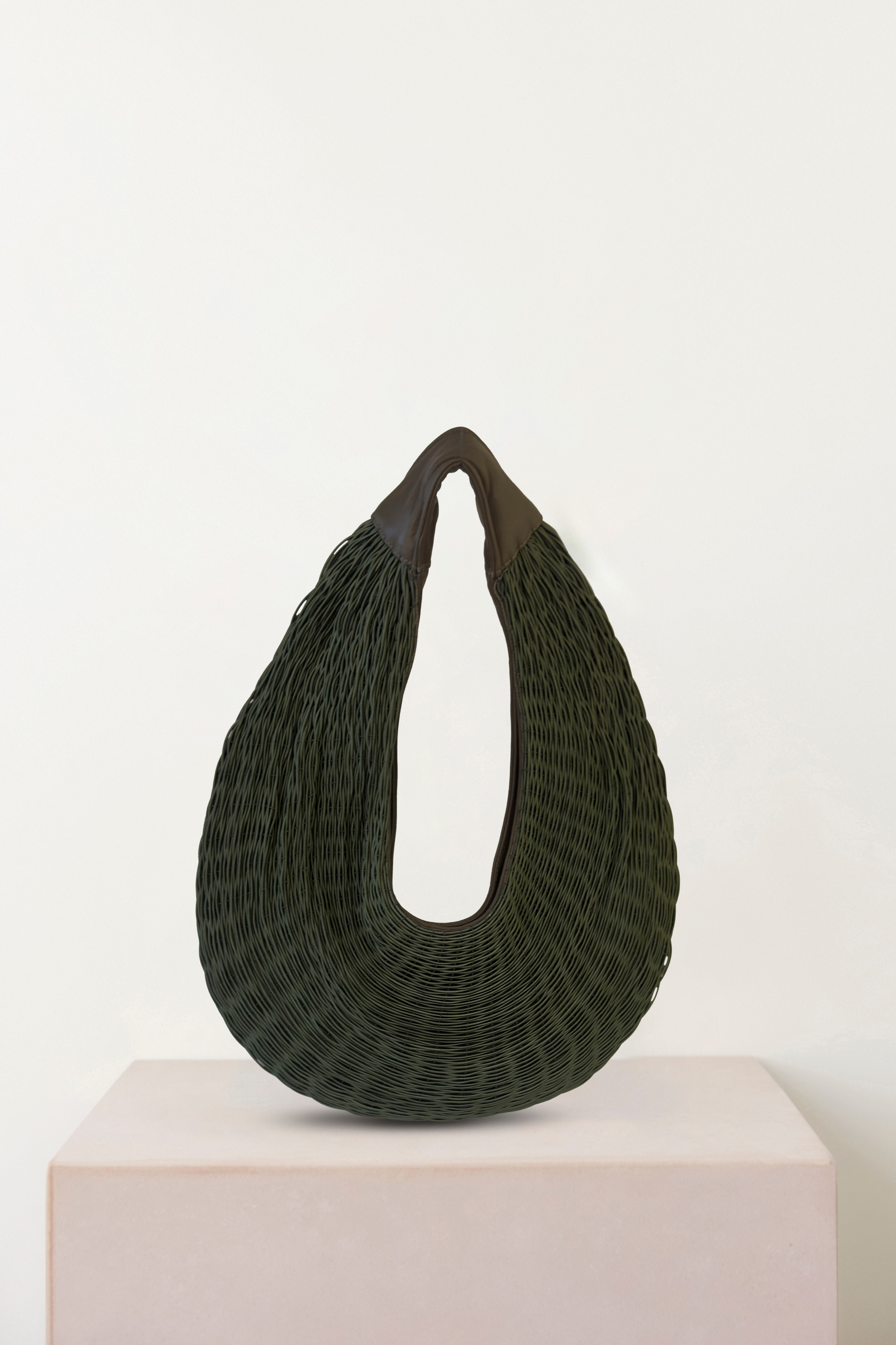 Bivalda Shoulder Petit Olive S/S26